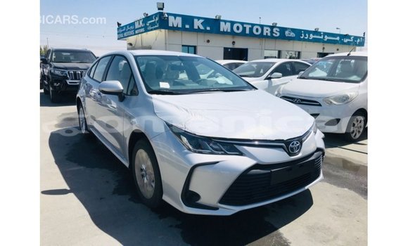 Buy Import Toyota Corolla White Car in Import - Dubai in Dhufar Buy Import Toyota Corolla White Car in Import - Dubai in Dhufar