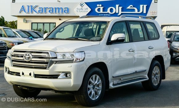 Buy Import Toyota Land Cruiser White Car in Import - Dubai in Dhufar Buy Import Toyota Land Cruiser White Car in Import - Dubai in Dhufar