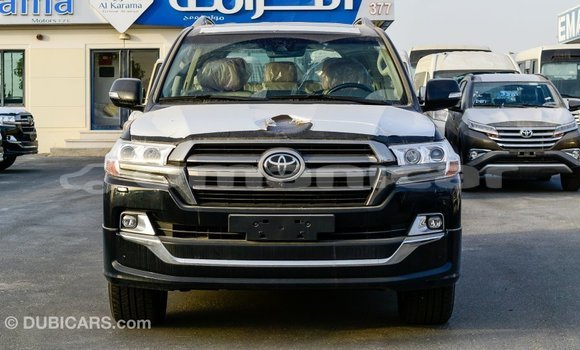 Buy Import Toyota Land Cruiser Black Car in Import - Dubai in Dhufar Buy Import Toyota Land Cruiser Black Car in Import - Dubai in Dhufar