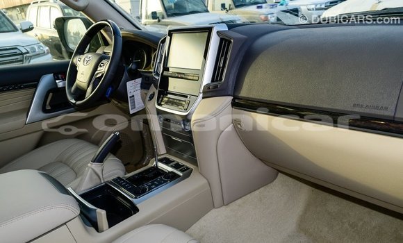 Buy Import Toyota Land Cruiser Black Car in Import - Dubai in Dhufar Buy Import Toyota Land Cruiser Black Car in Import - Dubai in Dhufar