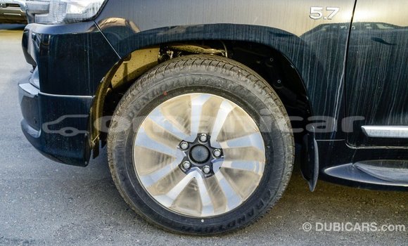 Buy Import Toyota Land Cruiser Black Car in Import - Dubai in Dhufar Buy Import Toyota Land Cruiser Black Car in Import - Dubai in Dhufar