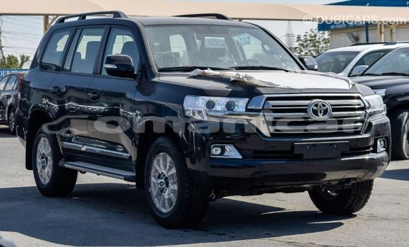 Buy Import Toyota Land Cruiser Black Car in Import - Dubai in Dhufar Buy Import Toyota Land Cruiser Black Car in Import - Dubai in Dhufar