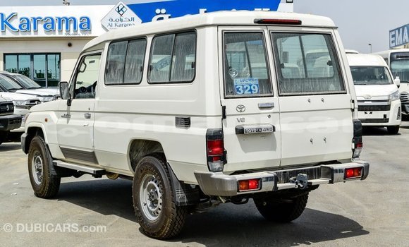 Buy Import Toyota Land Cruiser White Car in Import - Dubai in Dhufar Buy Import Toyota Land Cruiser White Car in Import - Dubai in Dhufar