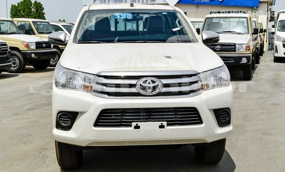 Buy Import Toyota Hilux White Car in Import - Dubai in Dhufar Buy Import Toyota Hilux White Car in Import - Dubai in Dhufar