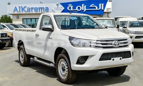Buy Import Toyota Hilux White Car in Import - Dubai in Dhufar Buy Import Toyota Hilux White Car in Import - Dubai in Dhufar