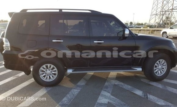 Buy Import Mitsubishi Pajero Black Car in Import - Dubai in Dhufar Buy Import Mitsubishi Pajero Black Car in Import - Dubai in Dhufar