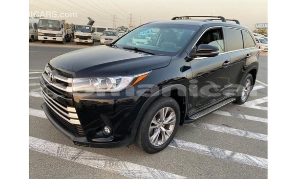 Buy Import Toyota Highlander Black Car in Import - Dubai in Dhufar Buy Import Toyota Highlander Black Car in Import - Dubai in Dhufar