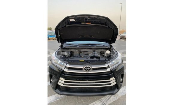 Buy Import Toyota Highlander Black Car in Import - Dubai in Dhufar Buy Import Toyota Highlander Black Car in Import - Dubai in Dhufar