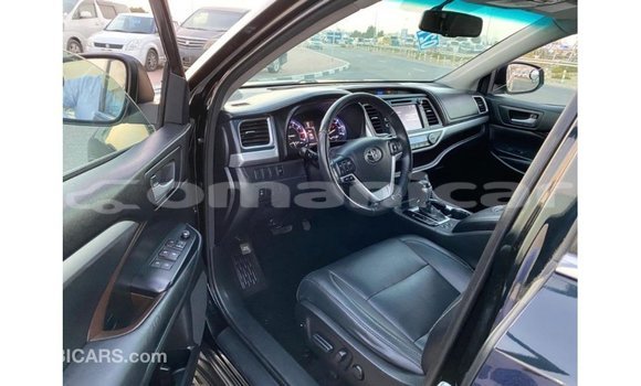 Buy Import Toyota Highlander Black Car in Import - Dubai in Dhufar Buy Import Toyota Highlander Black Car in Import - Dubai in Dhufar