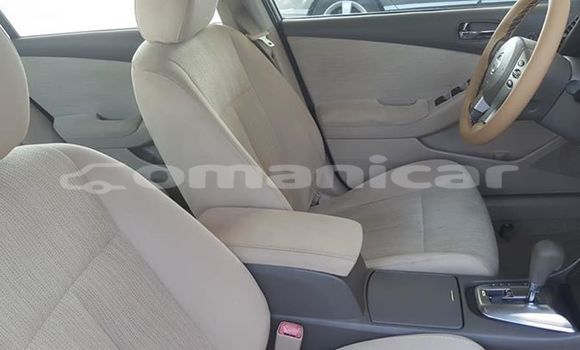 Buy Used Nissan Almera Beige Car in Muscat in Masqat Buy Used Nissan Almera Beige Car in Muscat in Masqat
