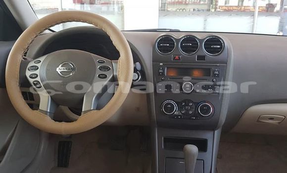 Buy Used Nissan Almera Beige Car in Muscat in Masqat Buy Used Nissan Almera Beige Car in Muscat in Masqat