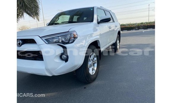 Buy Import Toyota 4Runner White Car in Import - Dubai in Dhufar Buy Import Toyota 4Runner White Car in Import - Dubai in Dhufar