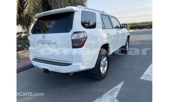 Buy Import Toyota 4Runner White Car in Import - Dubai in Dhufar Buy Import Toyota 4Runner White Car in Import - Dubai in Dhufar