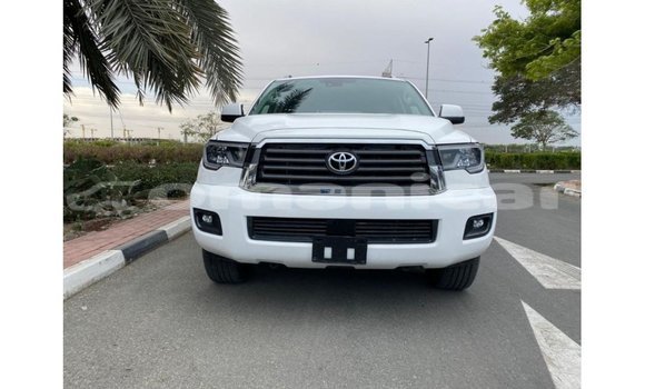 Buy Import Toyota Sequoia White Car in Import - Dubai in Dhufar Buy Import Toyota Sequoia White Car in Import - Dubai in Dhufar