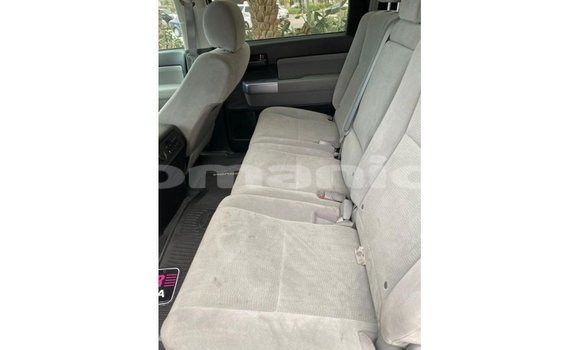 Buy Import Toyota Sequoia White Car in Import - Dubai in Dhufar Buy Import Toyota Sequoia White Car in Import - Dubai in Dhufar