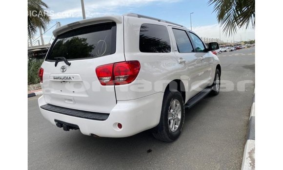 Buy Import Toyota Sequoia White Car in Import - Dubai in Dhufar Buy Import Toyota Sequoia White Car in Import - Dubai in Dhufar