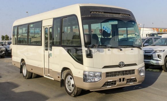 Buy Import Toyota Coaster White Car in Import - Dubai in Dhufar Buy Import Toyota Coaster White Car in Import - Dubai in Dhufar