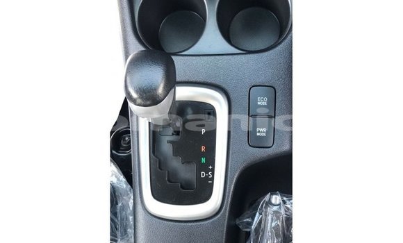 Buy Import Toyota Hilux Other Car in Import - Dubai in Dhufar Buy Import Toyota Hilux Other Car in Import - Dubai in Dhufar