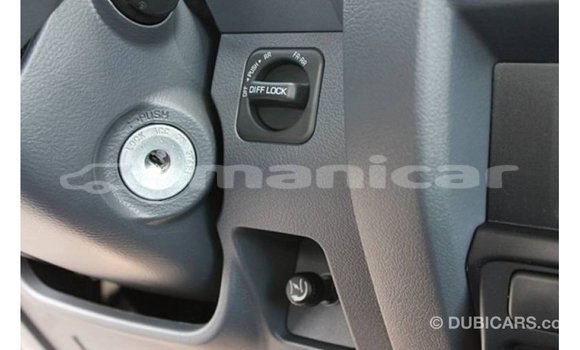 Buy Import Toyota Land Cruiser White Car in Import - Dubai in Dhufar Buy Import Toyota Land Cruiser White Car in Import - Dubai in Dhufar