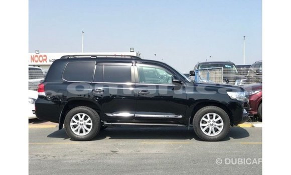 Buy Import Toyota Land Cruiser Black Car in Import - Dubai in Dhufar Buy Import Toyota Land Cruiser Black Car in Import - Dubai in Dhufar