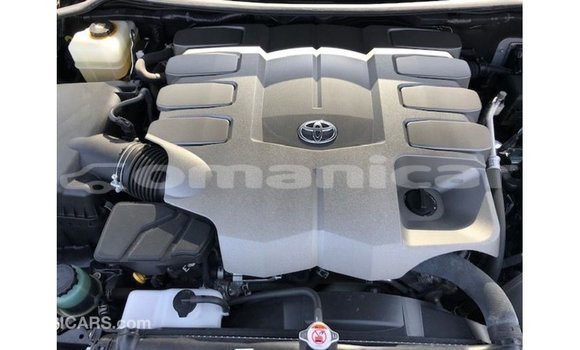 Buy Import Toyota Land Cruiser Black Car in Import - Dubai in Dhufar Buy Import Toyota Land Cruiser Black Car in Import - Dubai in Dhufar