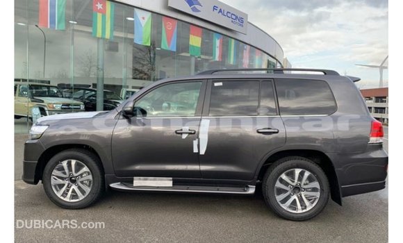Buy Import Toyota Land Cruiser Other Car in Import - Dubai in Dhufar Buy Import Toyota Land Cruiser Other Car in Import - Dubai in Dhufar