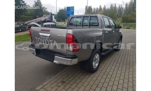 Buy Import Toyota Hilux Other Car in Import - Dubai in Dhufar Buy Import Toyota Hilux Other Car in Import - Dubai in Dhufar