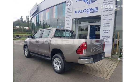 Buy Import Toyota Hilux Other Car in Import - Dubai in Dhufar Buy Import Toyota Hilux Other Car in Import - Dubai in Dhufar