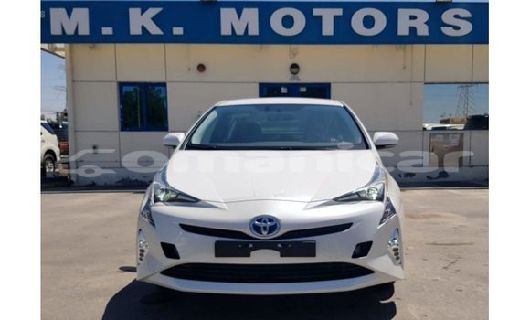Buy Import Toyota Prius White Car in Import - Dubai in Dhufar Buy Import Toyota Prius White Car in Import - Dubai in Dhufar