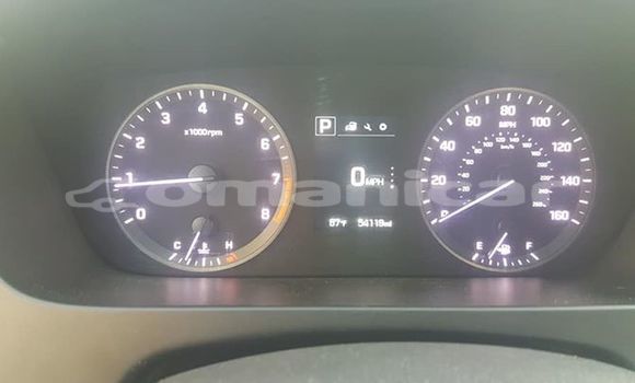 Buy Used Hyundai Sonata Silver Car in Muscat in Masqat Buy Used Hyundai Sonata Silver Car in Muscat in Masqat