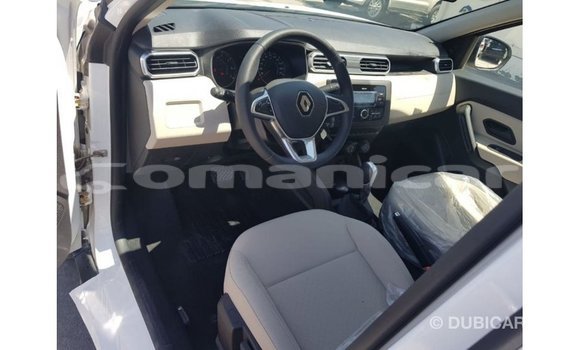 Buy Import Renault 19 White Car in Import - Dubai in Dhufar Buy Import Renault 19 White Car in Import - Dubai in Dhufar