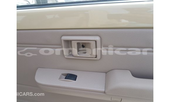 Buy Import Toyota Land Cruiser Beige Car in Import - Dubai in Dhufar Buy Import Toyota Land Cruiser Beige Car in Import - Dubai in Dhufar