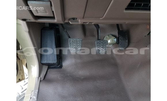 Buy Import Toyota Land Cruiser Beige Car in Import - Dubai in Dhufar Buy Import Toyota Land Cruiser Beige Car in Import - Dubai in Dhufar