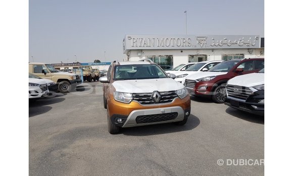 Buy Import Renault 19 Green Car in Import - Dubai in Dhufar Buy Import Renault 19 Green Car in Import - Dubai in Dhufar