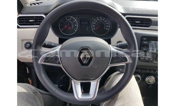Buy Import Renault 19 Green Car in Import - Dubai in Dhufar Buy Import Renault 19 Green Car in Import - Dubai in Dhufar