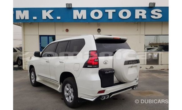 Buy Import Toyota Prado White Car in Import - Dubai in Dhufar Buy Import Toyota Prado White Car in Import - Dubai in Dhufar