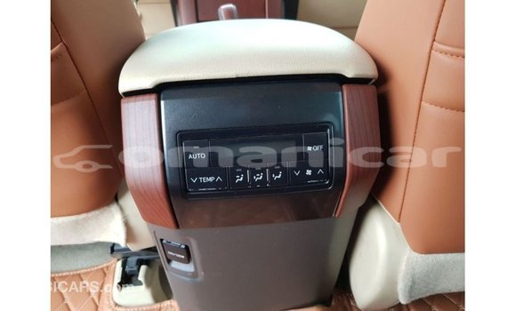 Buy Import Toyota Prado White Car in Import - Dubai in Dhufar Buy Import Toyota Prado White Car in Import - Dubai in Dhufar