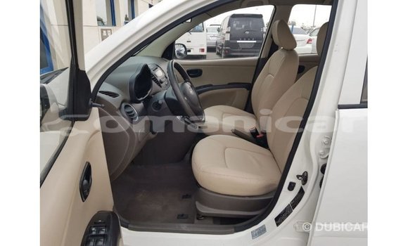 Buy Import Hyundai i10 White Car in Import - Dubai in Dhufar Buy Import Hyundai i10 White Car in Import - Dubai in Dhufar