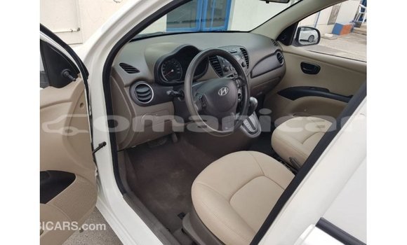 Buy Import Hyundai i10 White Car in Import - Dubai in Dhufar Buy Import Hyundai i10 White Car in Import - Dubai in Dhufar