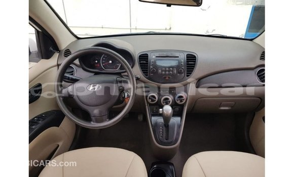 Buy Import Hyundai i10 White Car in Import - Dubai in Dhufar Buy Import Hyundai i10 White Car in Import - Dubai in Dhufar