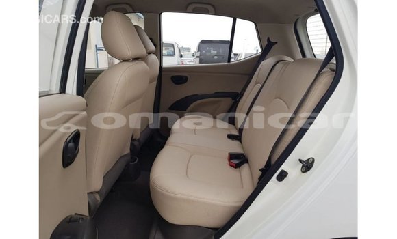 Buy Import Hyundai i10 White Car in Import - Dubai in Dhufar Buy Import Hyundai i10 White Car in Import - Dubai in Dhufar