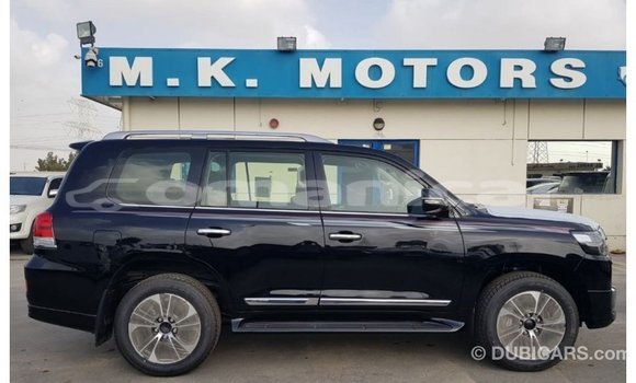 Buy Import Toyota Land Cruiser Black Car in Import - Dubai in Dhufar Buy Import Toyota Land Cruiser Black Car in Import - Dubai in Dhufar