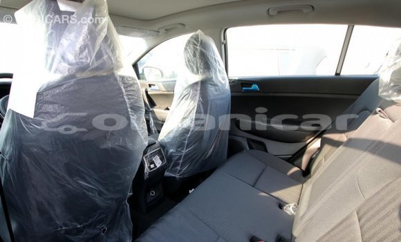 Buy Import Kia Sportage White Car in Import - Dubai in Dhufar Buy Import Kia Sportage White Car in Import - Dubai in Dhufar