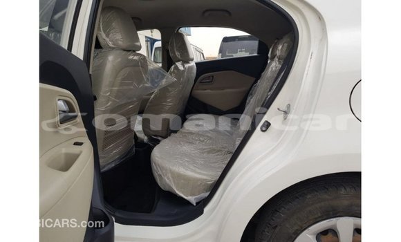 Buy Import Kia Rio White Car in Import - Dubai in Dhufar Buy Import Kia Rio White Car in Import - Dubai in Dhufar