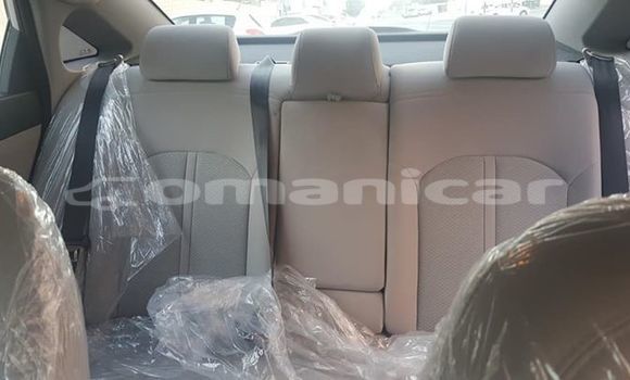 Buy Used Hyundai Sonata Silver Car in Muscat in Masqat Buy Used Hyundai Sonata Silver Car in Muscat in Masqat