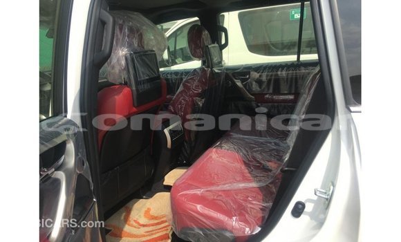 Buy Import Lexus GX White Car in Import - Dubai in Dhufar Buy Import Lexus GX White Car in Import - Dubai in Dhufar