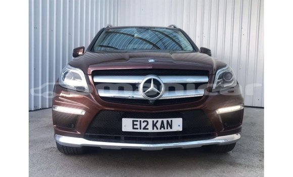 Buy Import Mercedes-Benz 190 Red Car in Import - Dubai in Dhufar Buy Import Mercedes-Benz 190 Red Car in Import - Dubai in Dhufar