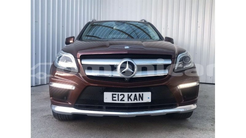 Big with watermark mercedes benz gle dhufar import dubai 3588