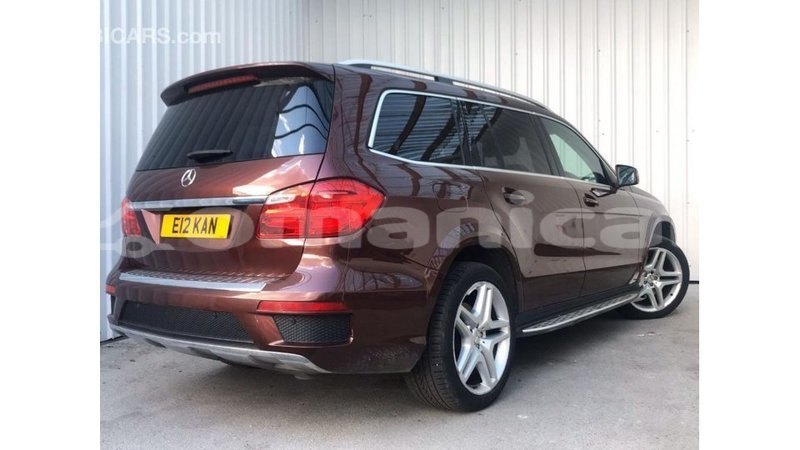 Big with watermark mercedes benz gle dhufar import dubai 3588