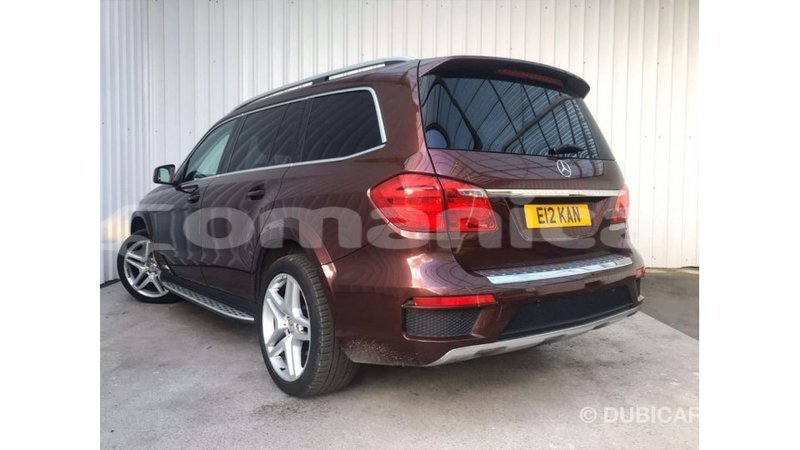 Big with watermark mercedes benz gle dhufar import dubai 3588